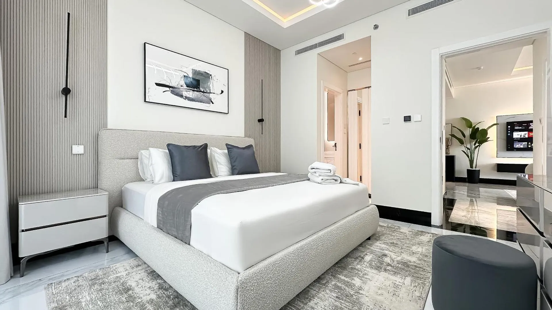 Trophy-Lux 1Br Jacuzzi Suite Busbay W Big Balcony Дубай