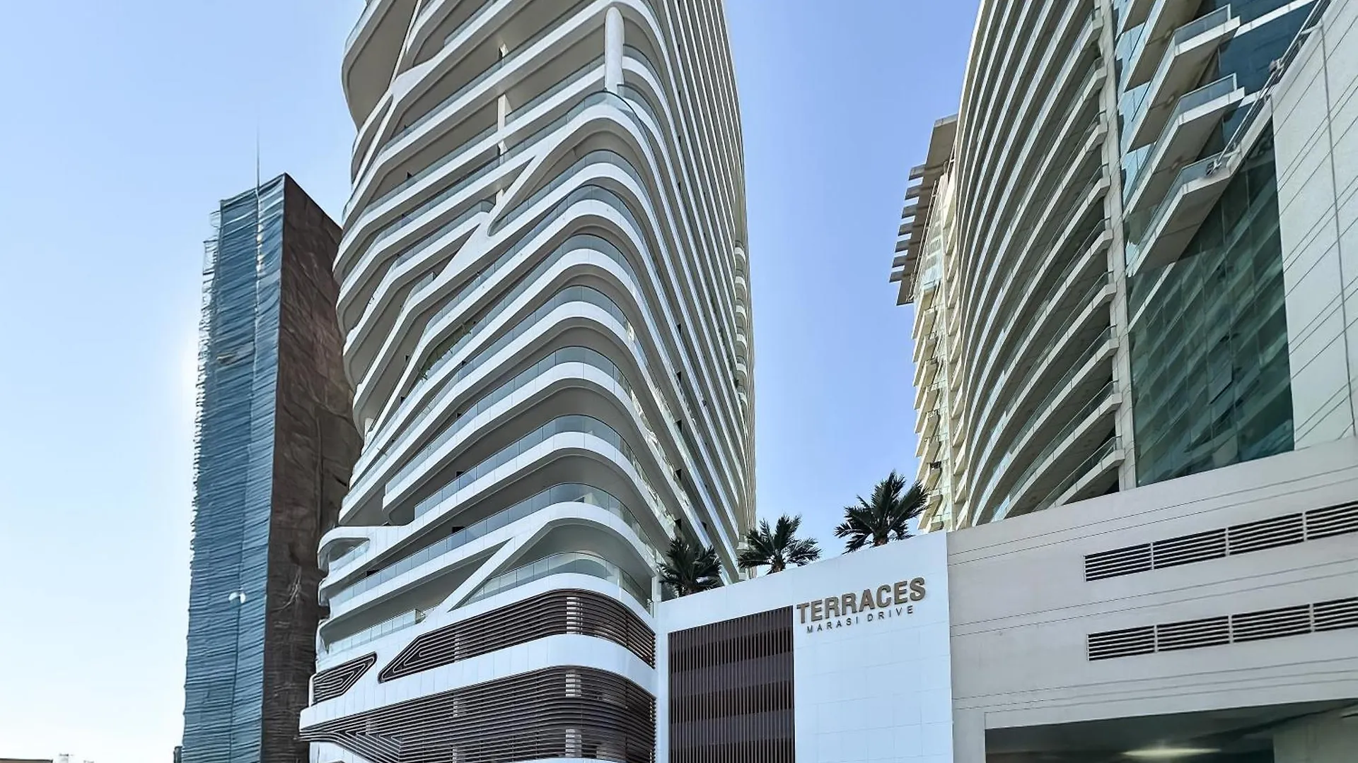 Trophy-Lux 1Br Jacuzzi Suite Busbay W Big Balcony Дубай