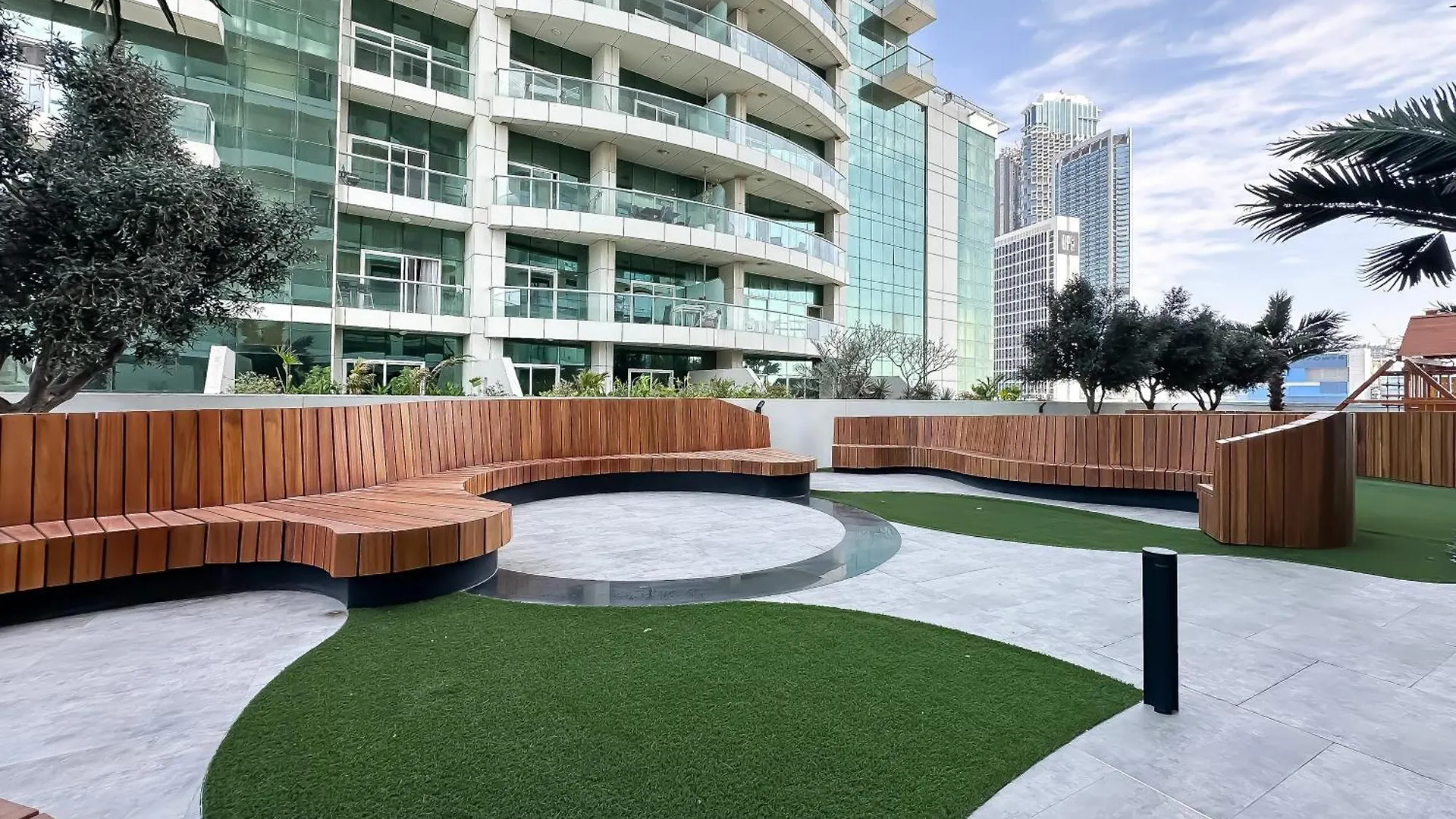 Апартаменты Trophy-Lux 1Br Jacuzzi Suite Busbay W Big Balcony Дубай